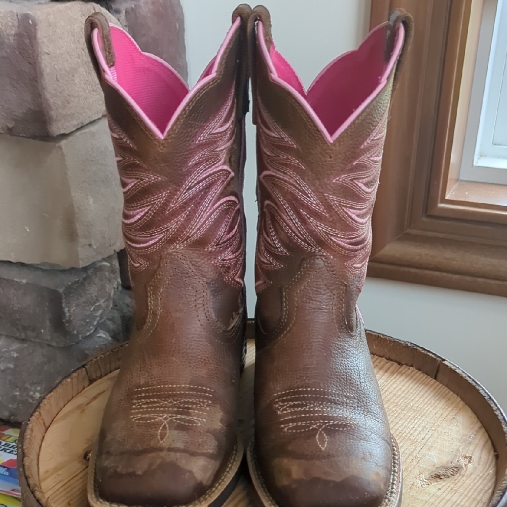 Ariat Brown and Pink Western Cowboy Boots